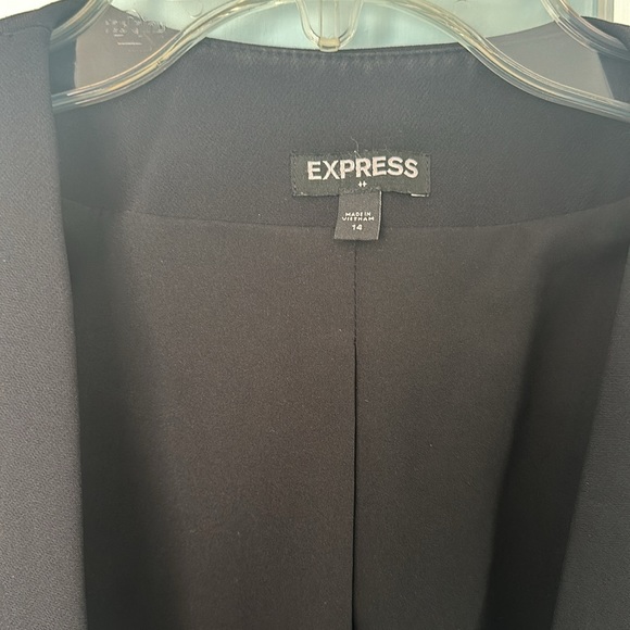 Express Fitted Cropped Cutaway Blazer - Picture 5 of 7